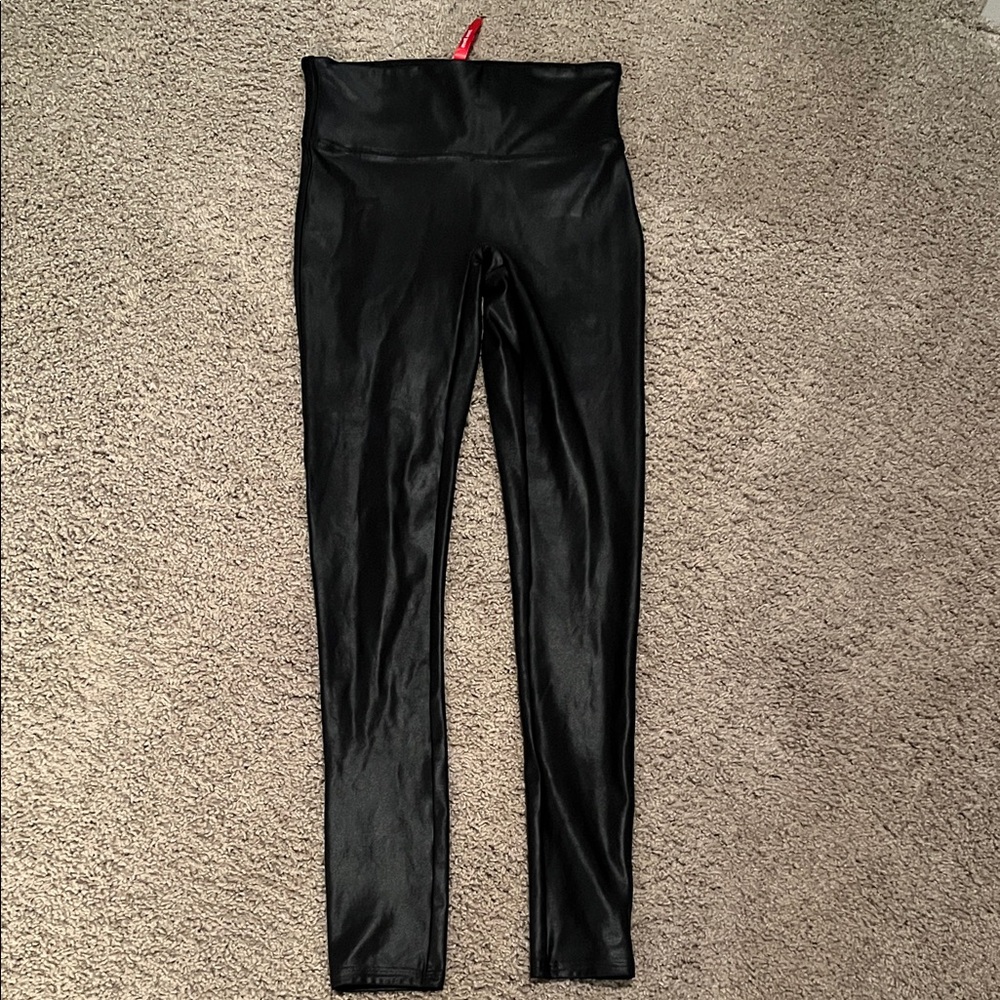 SPANX Black Leggings with Red Tag
